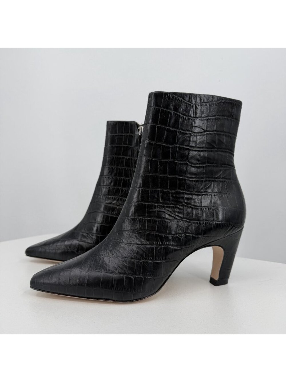 Everlane The Short Banana Heel Boot in Black Crocodile Leather 9 Ankle Zip